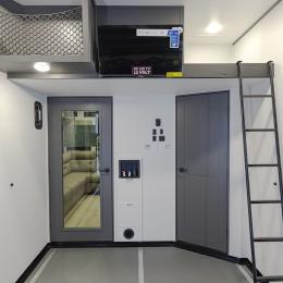 2025 Valor 44V14 Interior