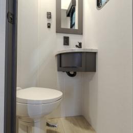 2025 Valor 44V14 Interior