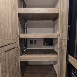 2025 Delta 274RKW Interior