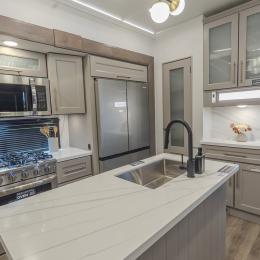 2025 Paradigm 375RD Interior