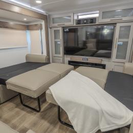 2025 Paradigm 385FL Interior